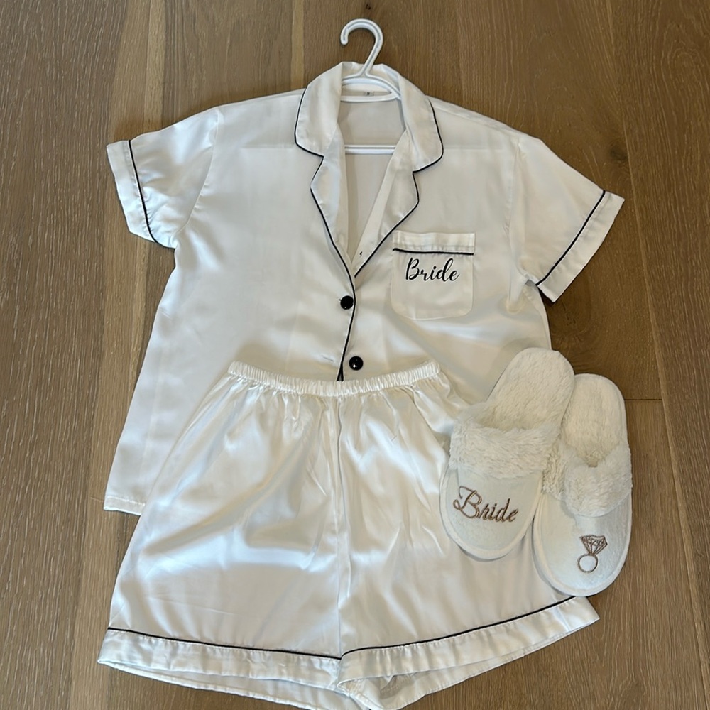 Satin PJ set with slippers from Etsy
